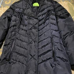 SamE Edelman down jacket Dark navy Pre owned.